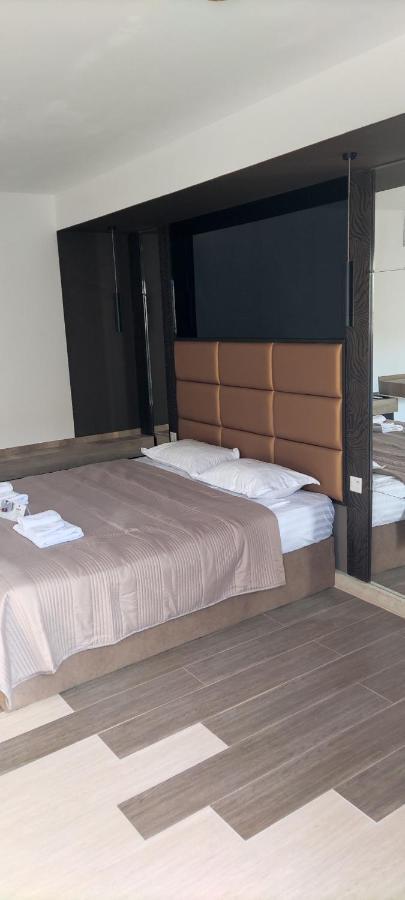 Garden Lounge Hotel Ереван Екстериор снимка