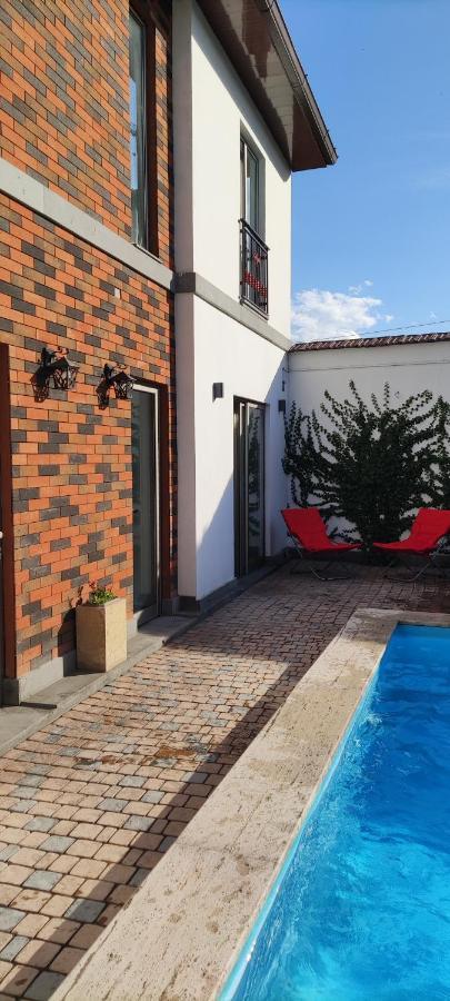Garden Lounge Hotel Ереван Екстериор снимка