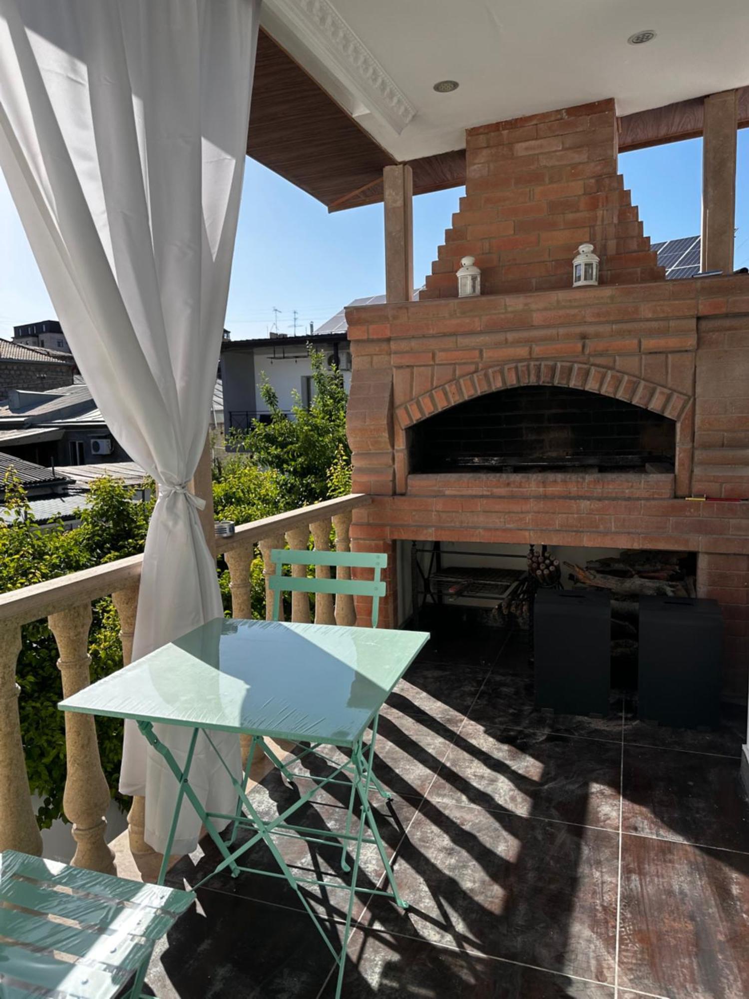 Garden Lounge Hotel Ереван Екстериор снимка