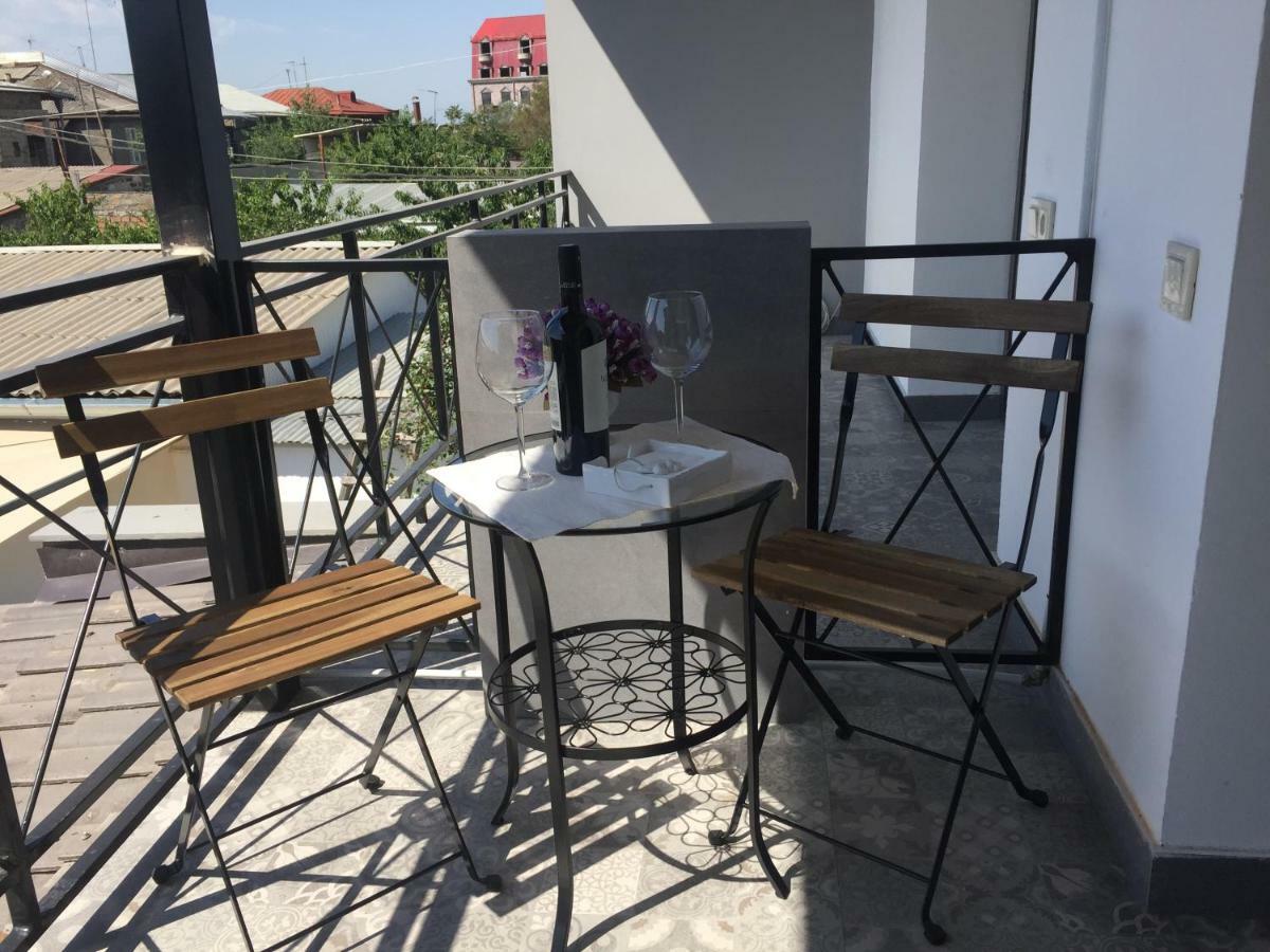 Garden Lounge Hotel Ереван Екстериор снимка