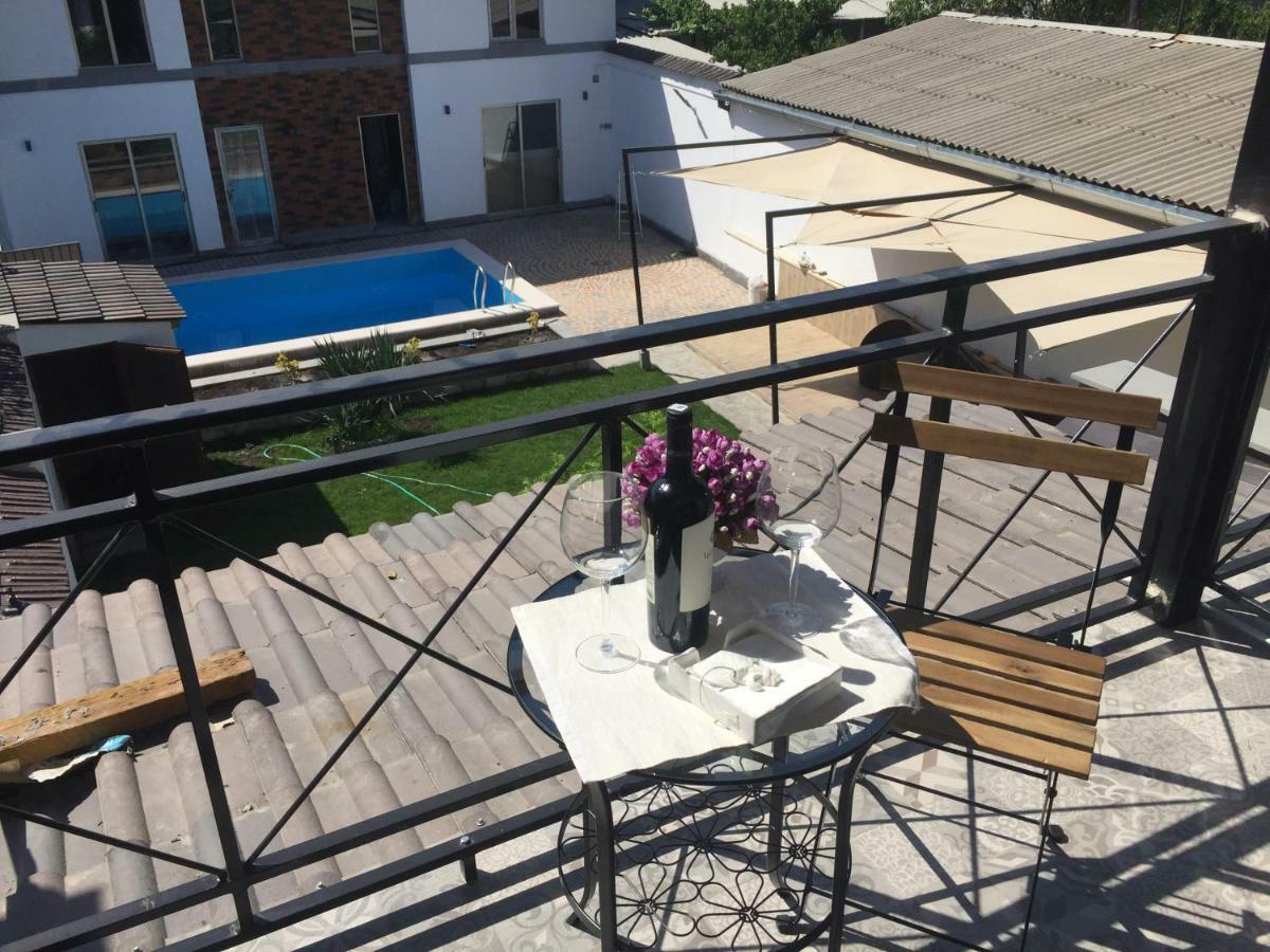 Garden Lounge Hotel Ереван Екстериор снимка