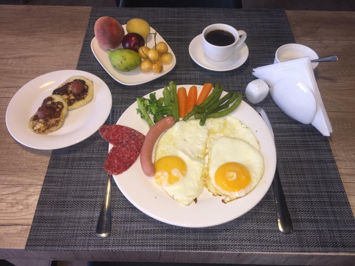Garden Lounge Hotel Ереван Екстериор снимка